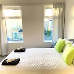 Kisobi Home Bedroom 1